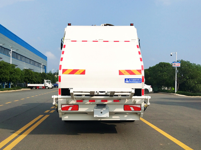 比亚迪T8纯电动压缩车