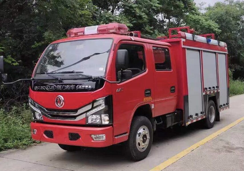东风2.5吨水罐消防车