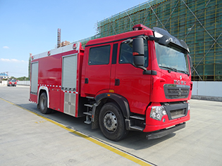8.1吨泡沫消防车