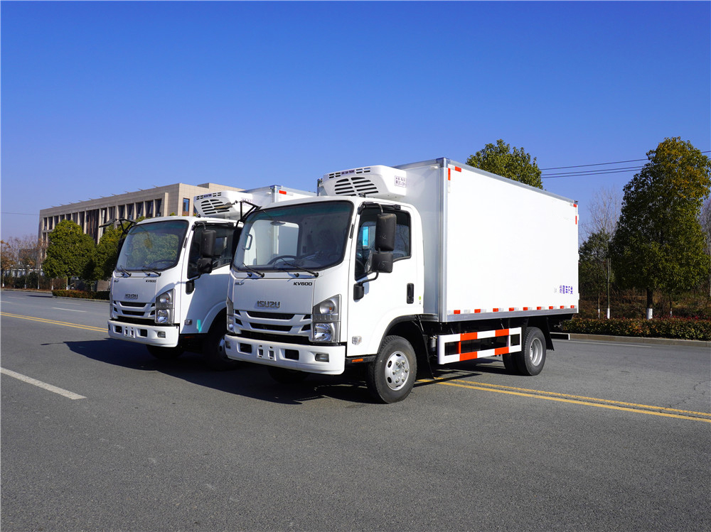 (国六)庆铃五十铃KV600(4.2米)冷藏车