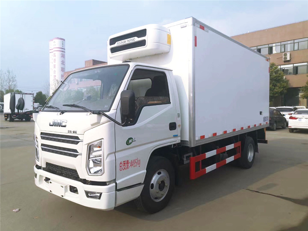 (国六)江铃顺达肉钩冷藏车(4.2米)