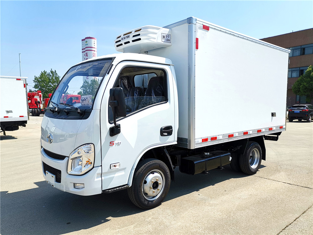 (国六)跃进小福星汽油版(3.2米)冷藏车