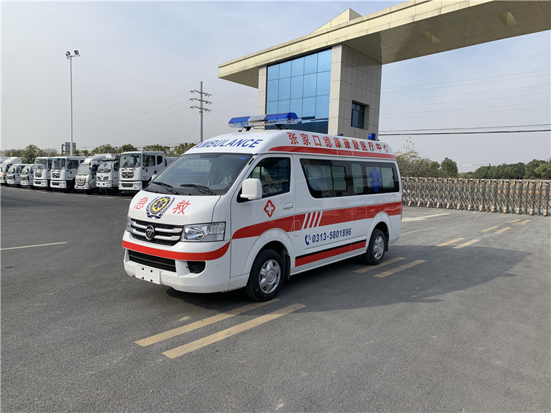 福田风景G7长轴高顶运输型救护车