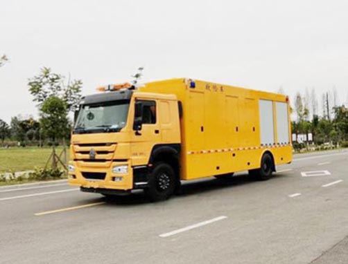 重汽豪沃工程救险车