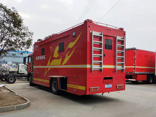 重汽豪沃饮食保障车