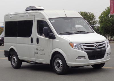 程力威牌CLW5042XLJEQ6旅居车