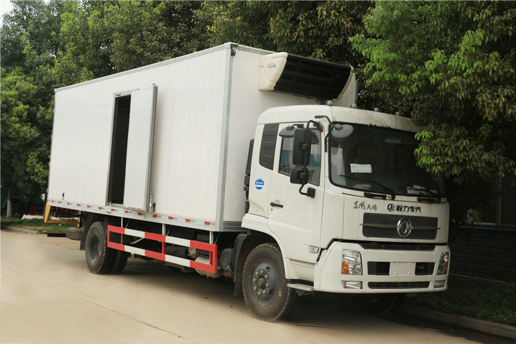 東風(fēng)天錦冷藏車