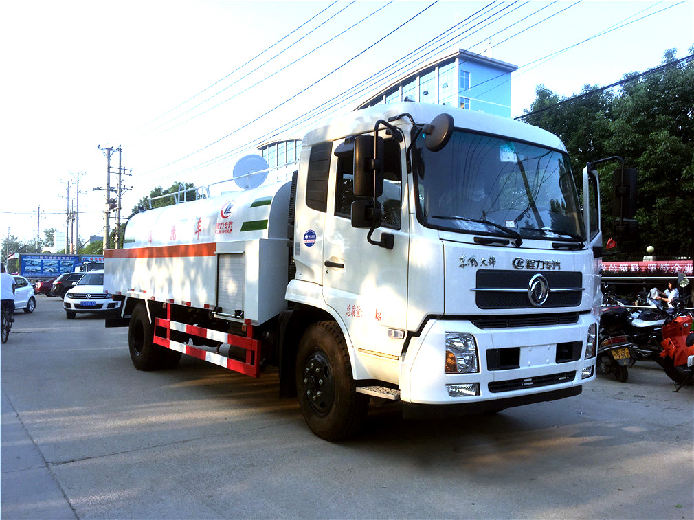 東風天錦高壓清洗車