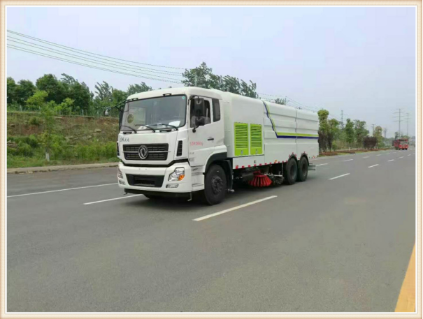 東風(fēng)天龍洗掃車