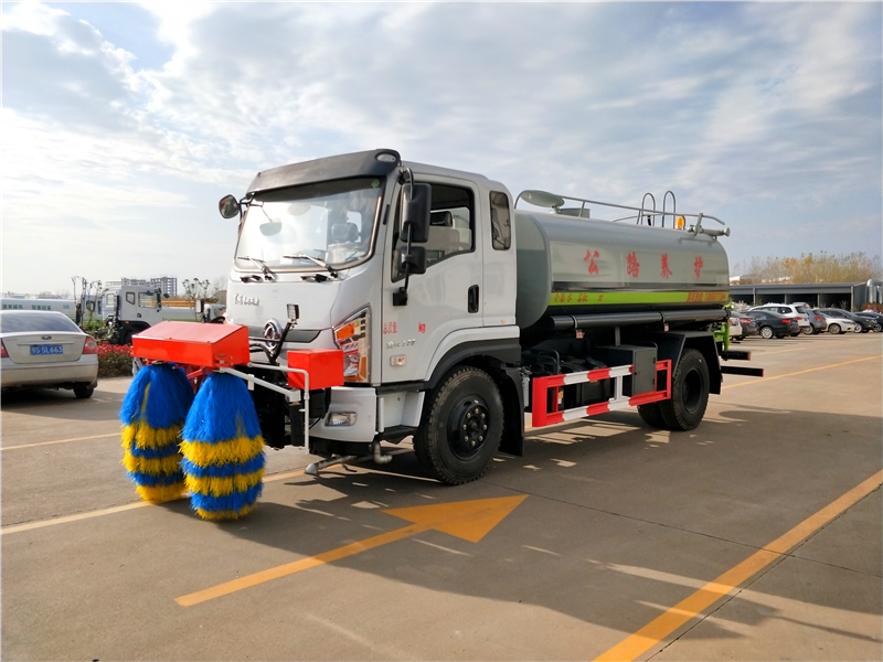 國六東風(fēng)D1霧炮抑塵車高速護(hù)欄清洗車|程力集團(tuán)