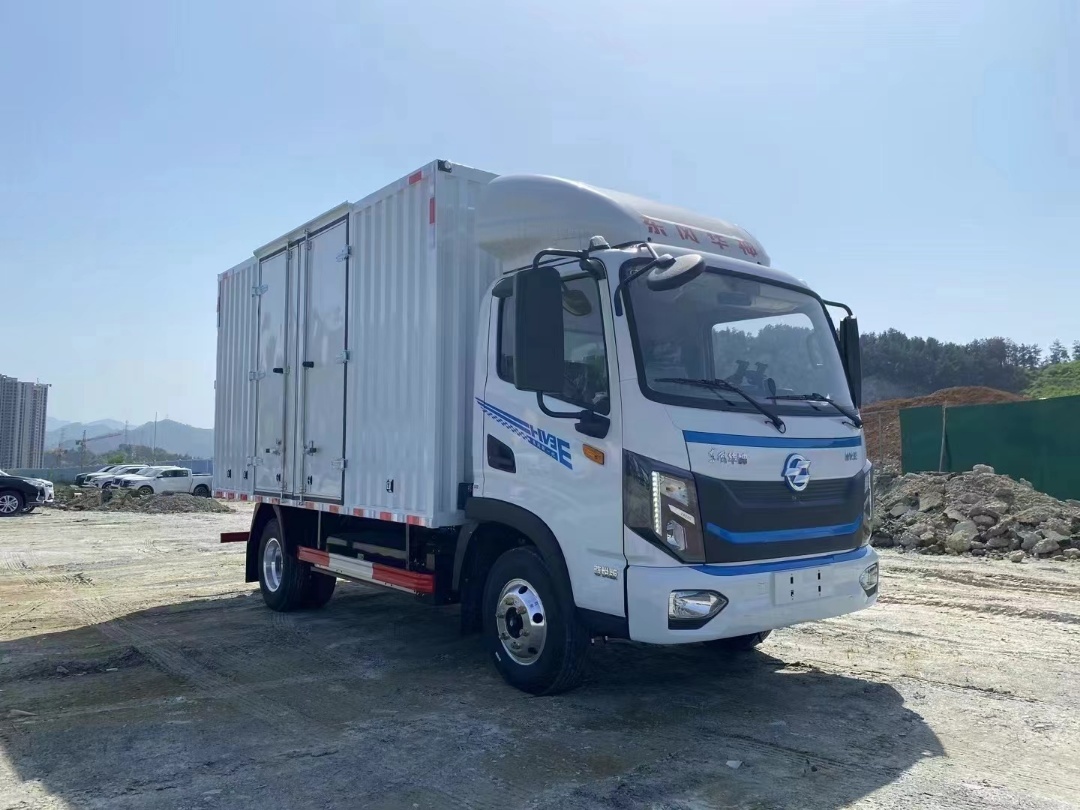 100Kwh华神纯电动HV3E厢式运输车